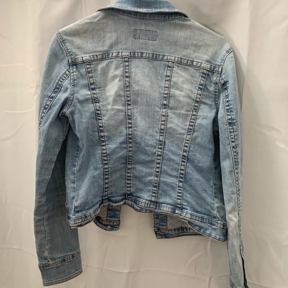 Jean jacket - Picture 2 of 4